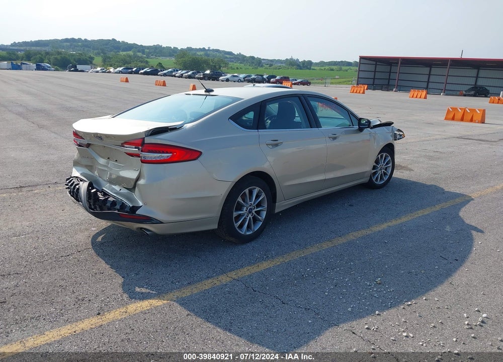 2017 FORD FUSION SE VIN: 3FA6P0H70HR412850