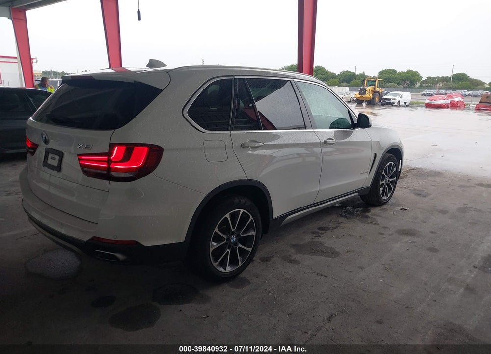 2018 BMW X5 XDRIVE35I VIN: 5UXKR0C55JL077340