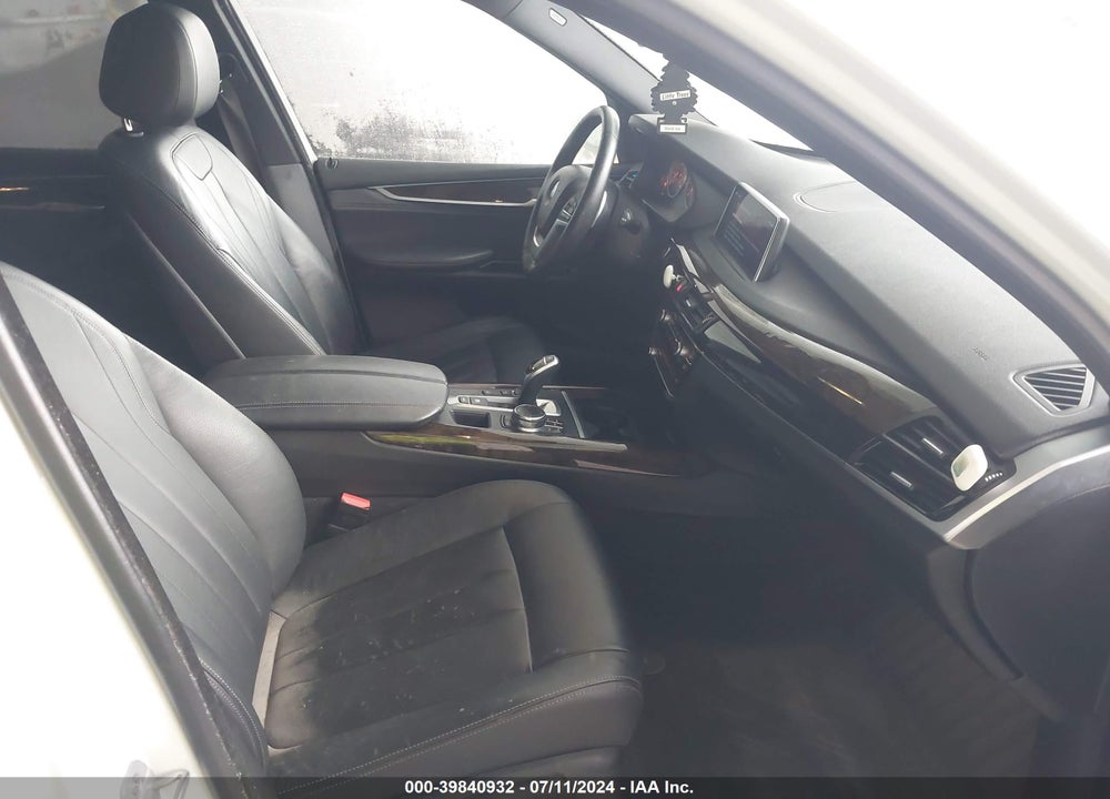 2018 BMW X5 XDRIVE35I VIN: 5UXKR0C55JL077340