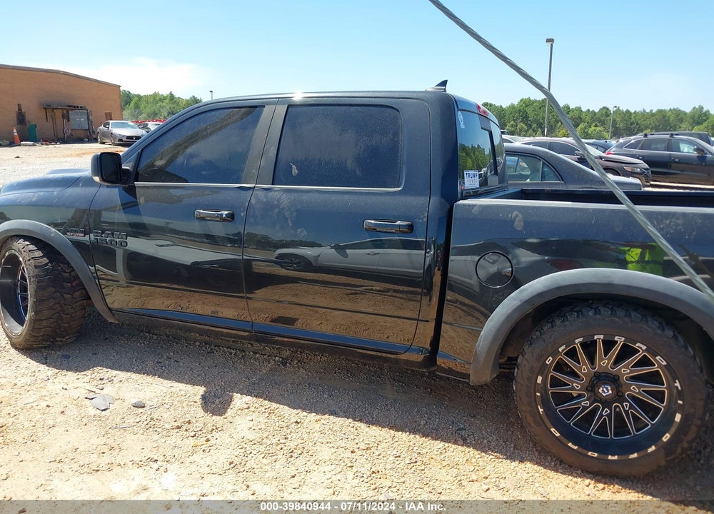 2016 RAM 1500 REBEL VIN: 1C6RR7YT1GS371582