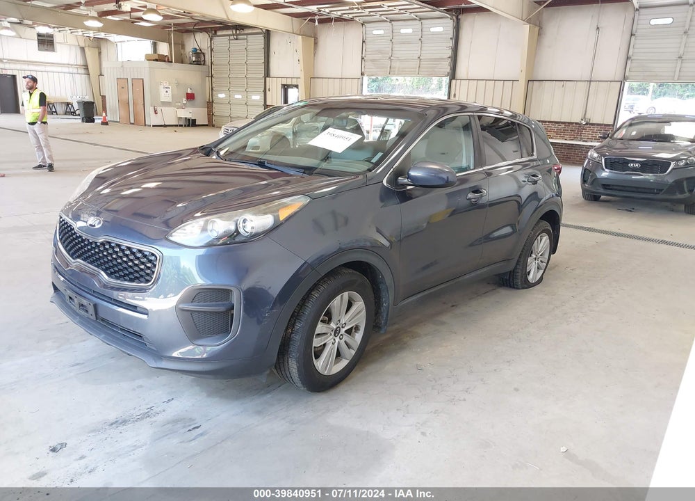 2018 KIA SPORTAGE LX VIN: KNDPM3AC1J7311295