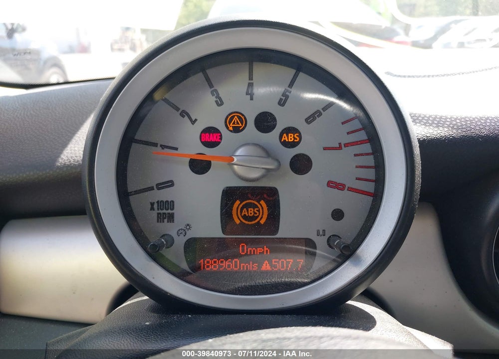 2008 MINI COOPER CLUBMAN VIN: WMWML33558TJ46600