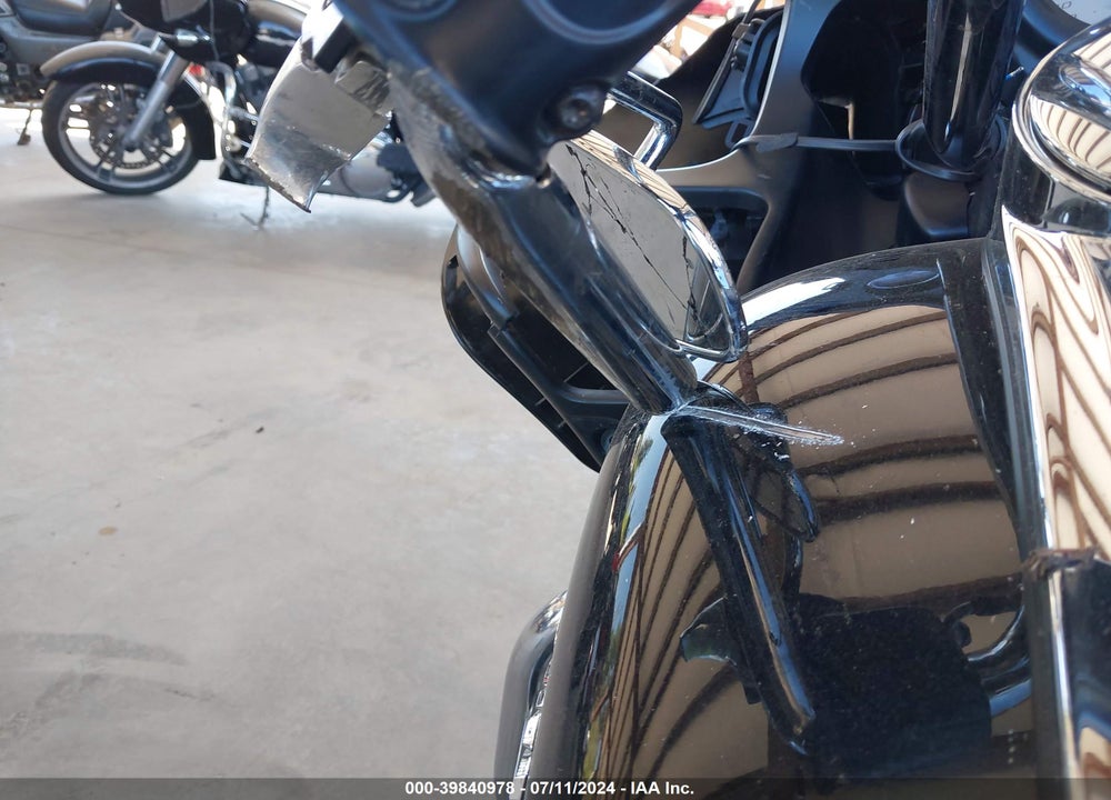 2019 HARLEY-DAVIDSON FLTRX VIN: 1HD1KHC19KB674574