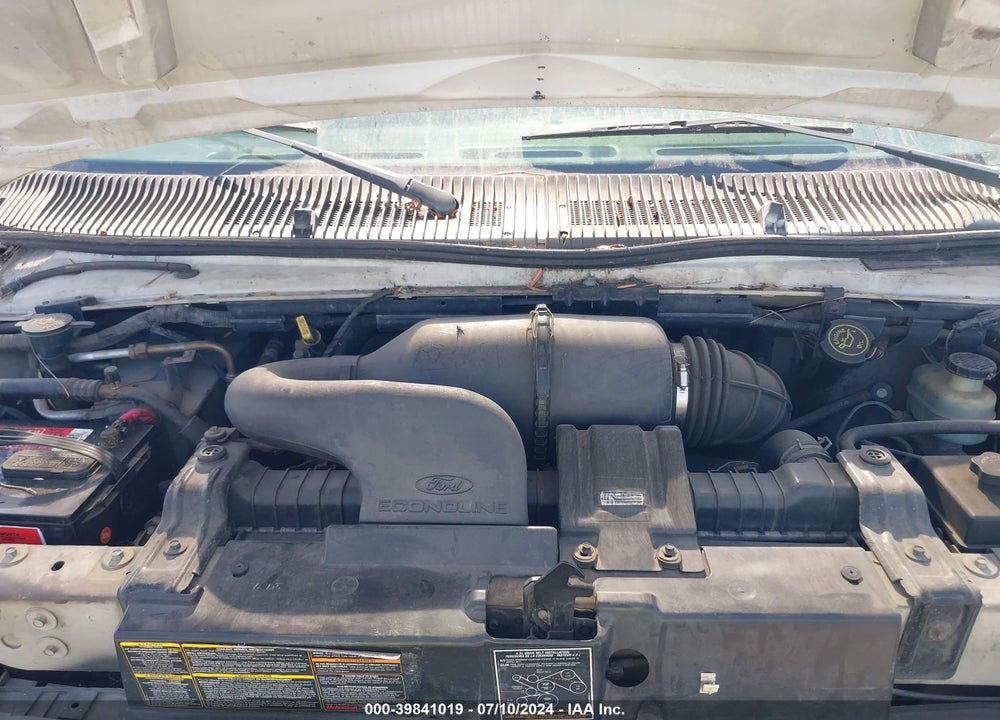 2000 FORD E-150 COMMERCIAL/RECREATIONAL VIN: 1FTRE1428YHA10721