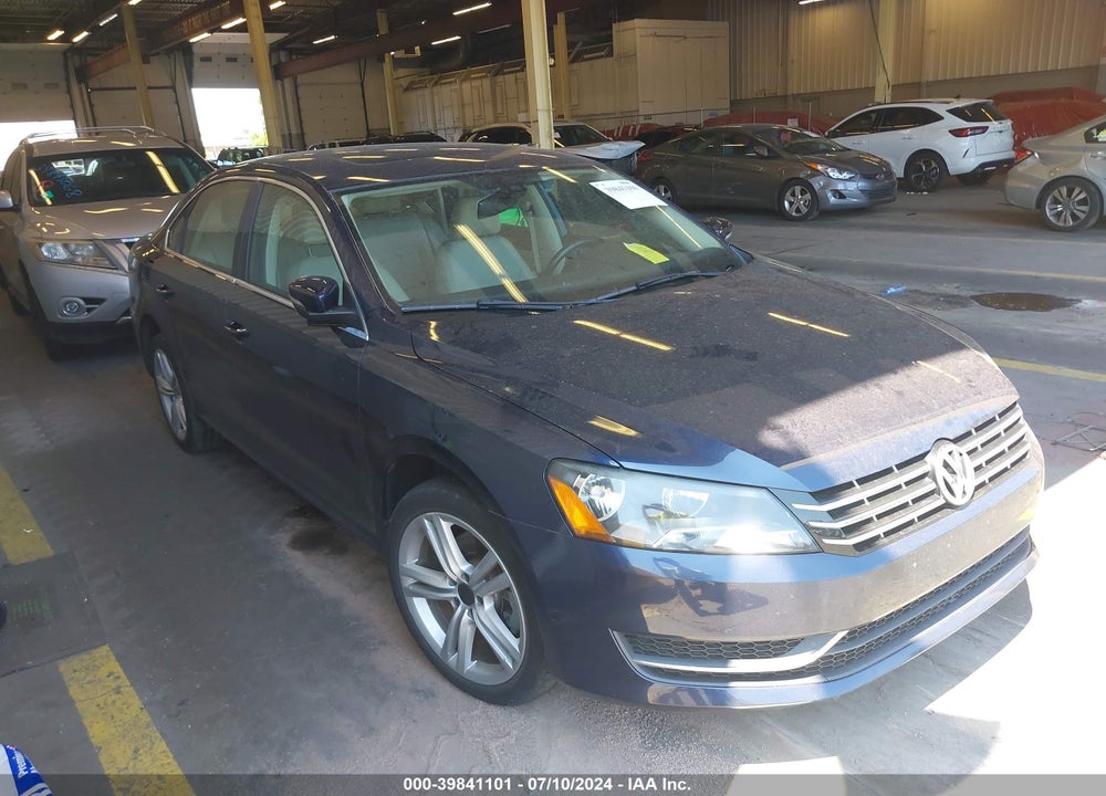 2014 VOLKSWAGEN PASSAT 2.0L TDI SE VIN: 1VWBN7A30EC114949