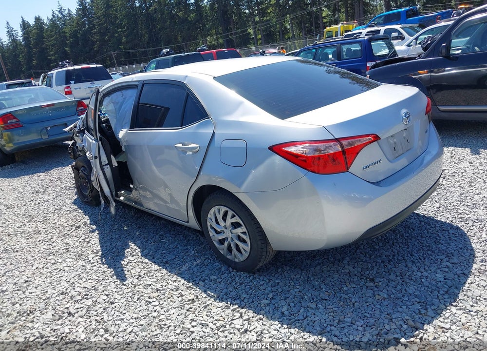 2017 TOYOTA COROLLA LE VIN: 5YFBURHEXHP713359