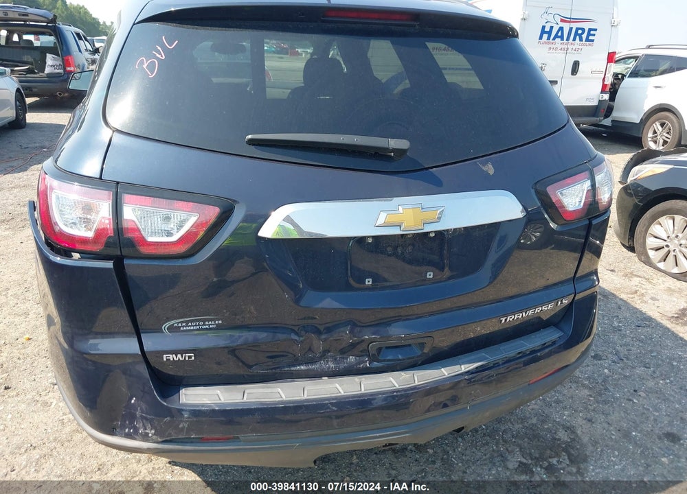 2016 CHEVROLET TRAVERSE LS VIN: 1GNKVFED2GJ324619