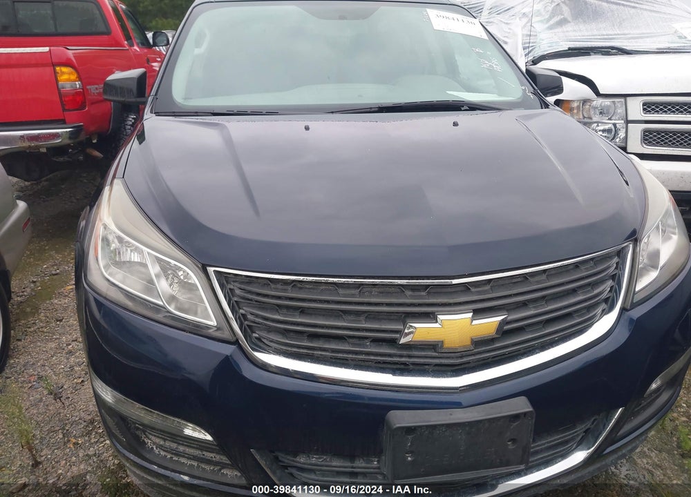 2016 CHEVROLET TRAVERSE LS VIN: 1GNKVFED2GJ324619
