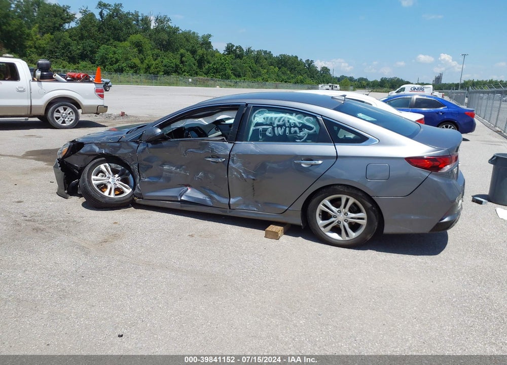 2018 HYUNDAI SONATA SEL VIN: 5NPE34AF5JH674138