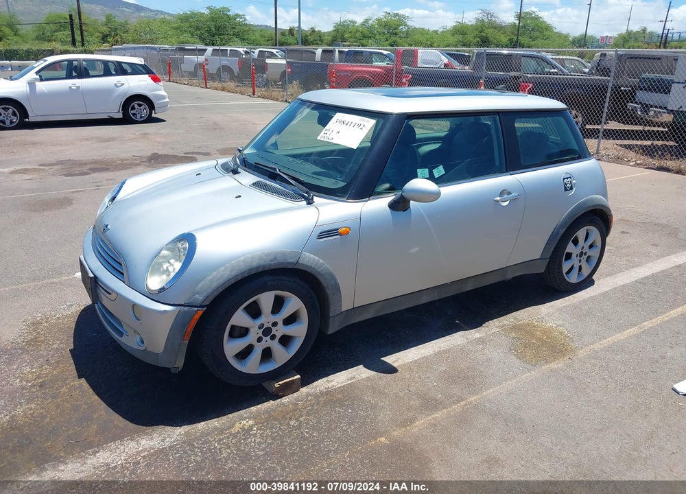 2005 MINI COOPER VIN: WMWRC33565TJ73306