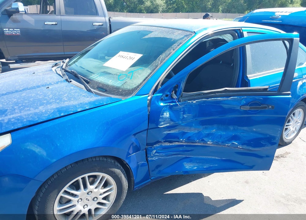 2010 FORD FOCUS SE VIN: 1FAHP3FN8AW124637