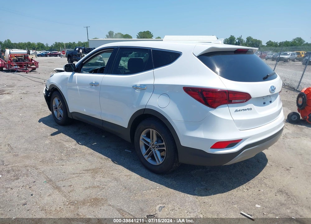 2017 HYUNDAI SANTA FE SPORT 2.4L VIN: 5NMZTDLB2HH000841