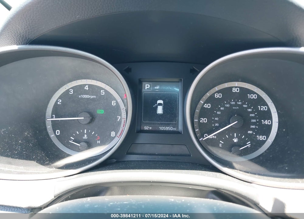 2017 HYUNDAI SANTA FE SPORT 2.4L VIN: 5NMZTDLB2HH000841