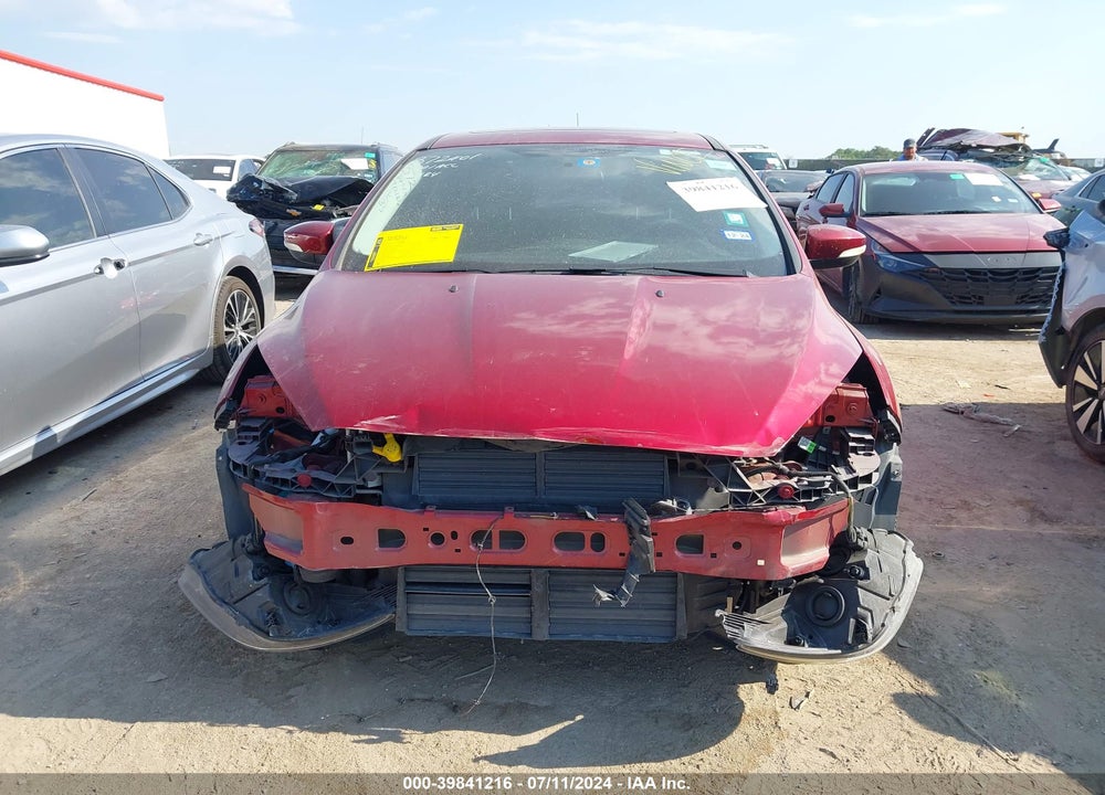2017 FORD FOCUS SEL VIN: 1FADP3H28HL303323