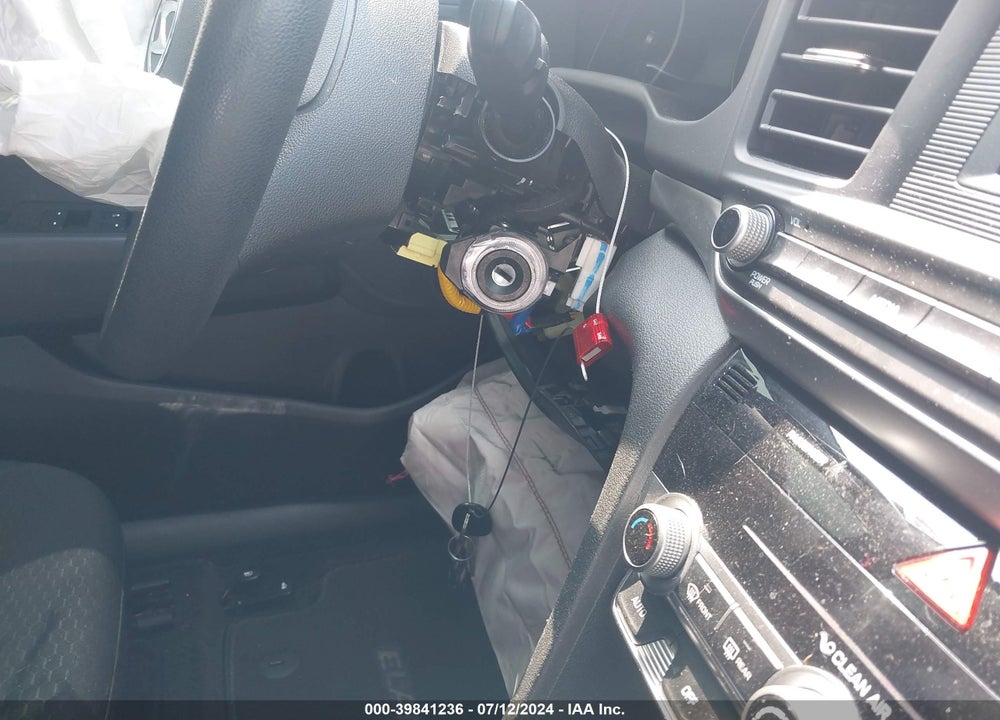 2020 HYUNDAI ELANTRA SE VIN: 5NPD74LFXLH521707