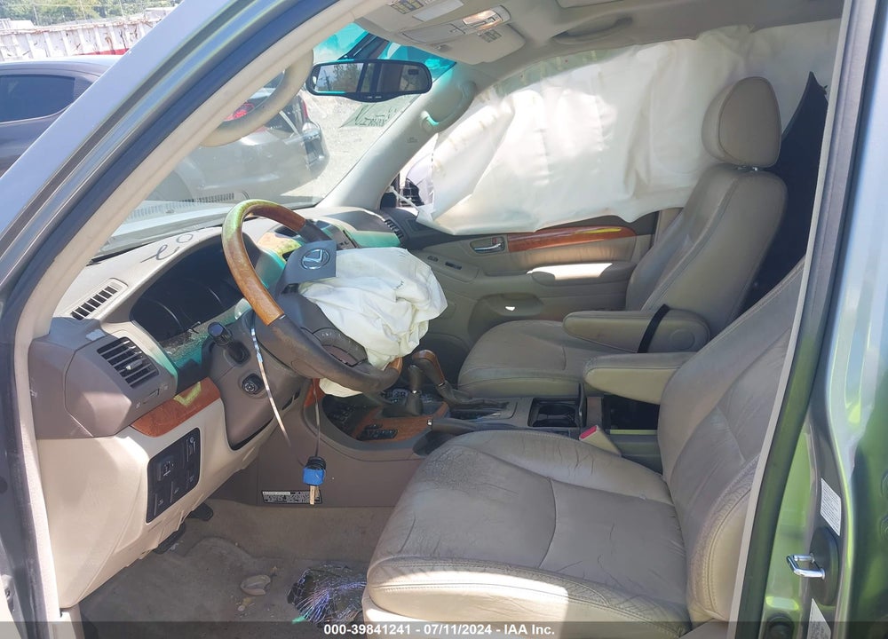 2005 LEXUS GX 470 VIN: JTJBT20X350088202