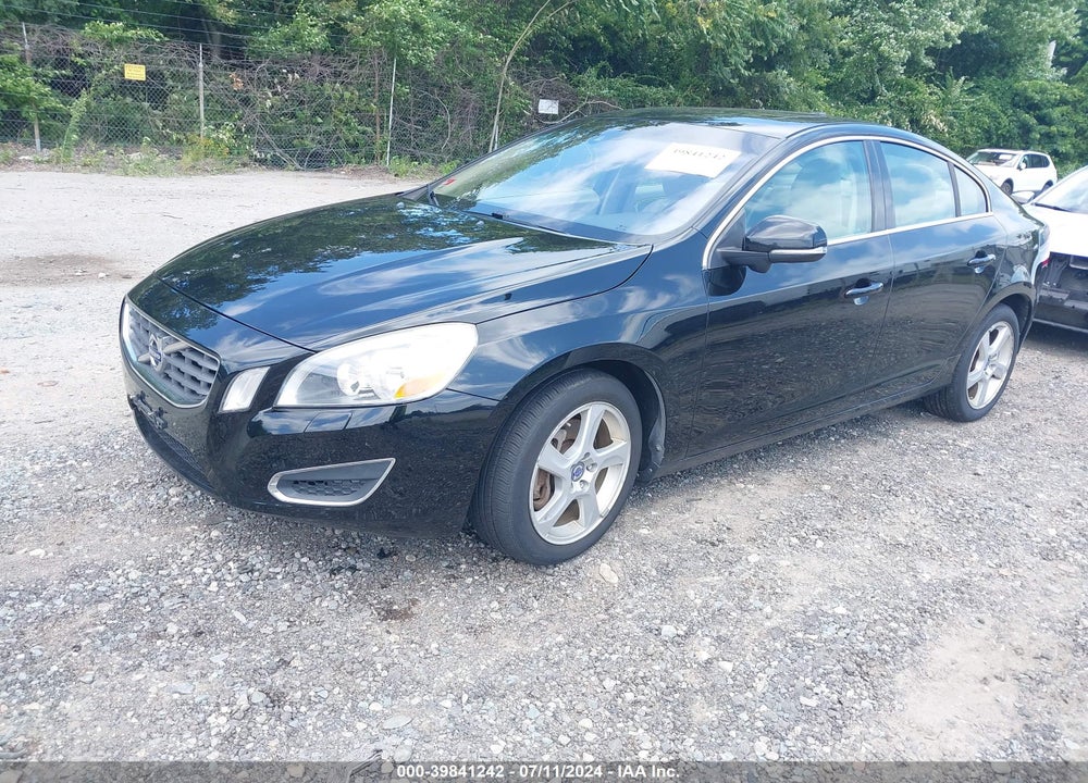 2013 VOLVO S60 T5/T5 PLATINUM/T5 PREMIER/T5 PREMIER PLUS VIN: YV1612FH4D2205552