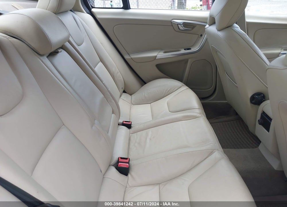 2013 VOLVO S60 T5/T5 PLATINUM/T5 PREMIER/T5 PREMIER PLUS VIN: YV1612FH4D2205552