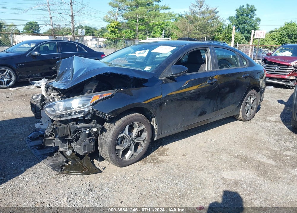 2019 KIA FORTE LXS VIN: 3KPF24AD3KE124710