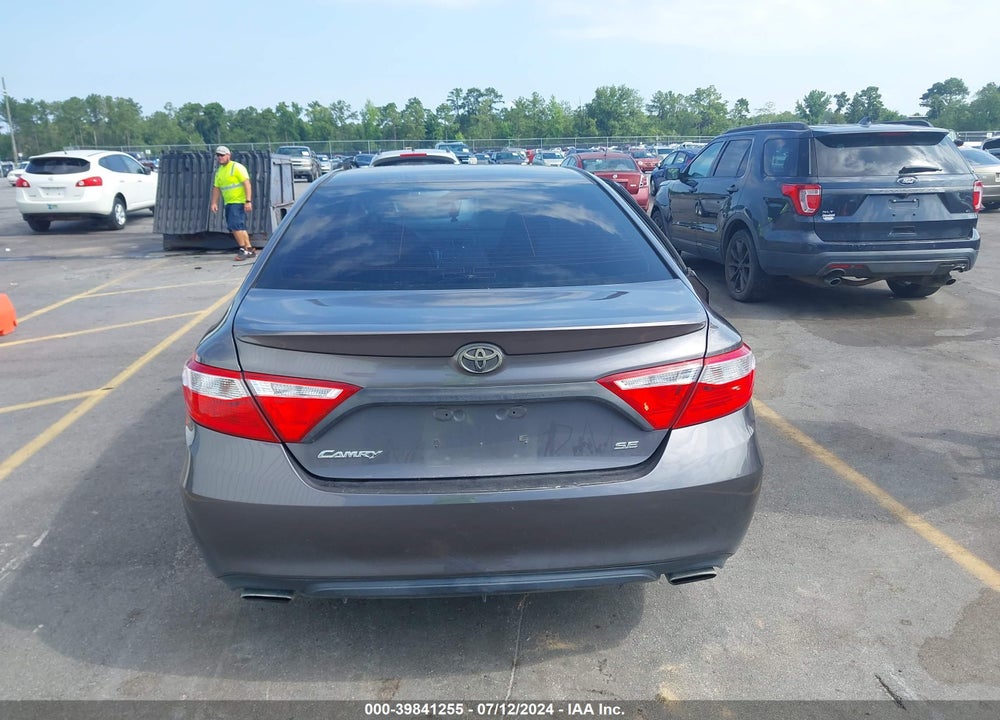 2016 TOYOTA CAMRY SE VIN: 4T1BF1FK5GU248426