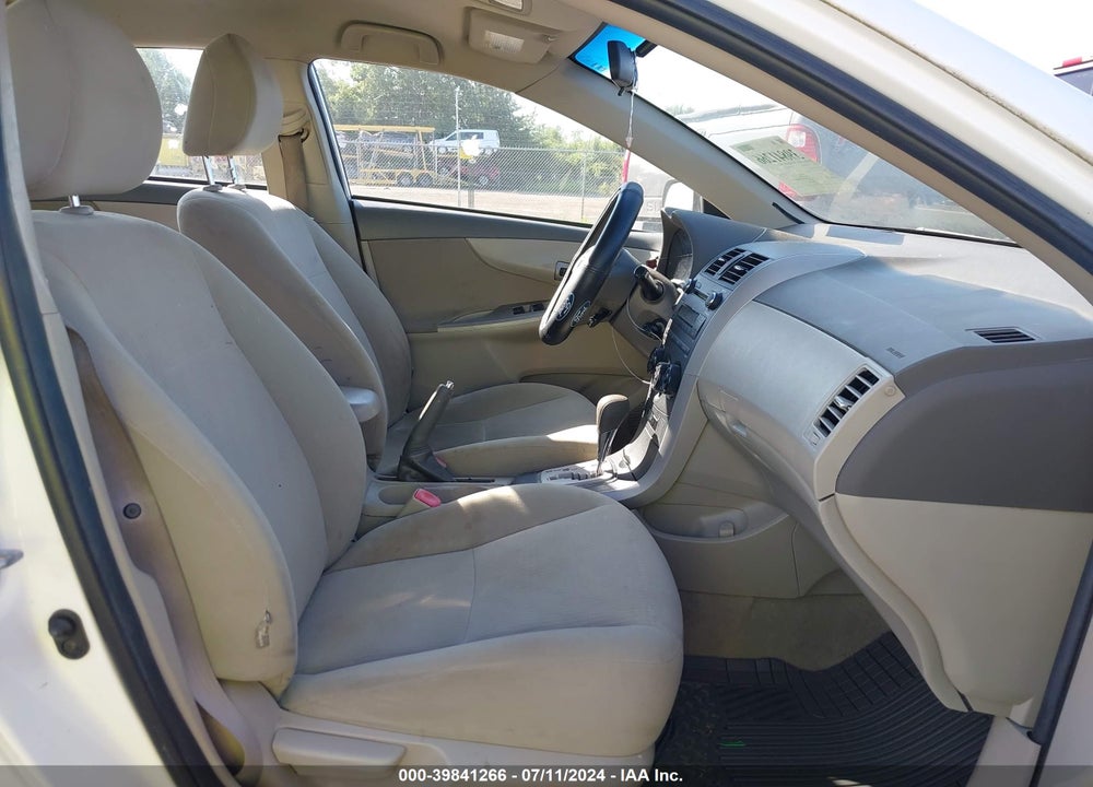 2010 TOYOTA COROLLA LE VIN: 2T1BU4EE6AC383071