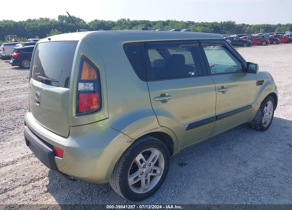2011 KIA SOUL VIN: KNDJT2A24B7308614
