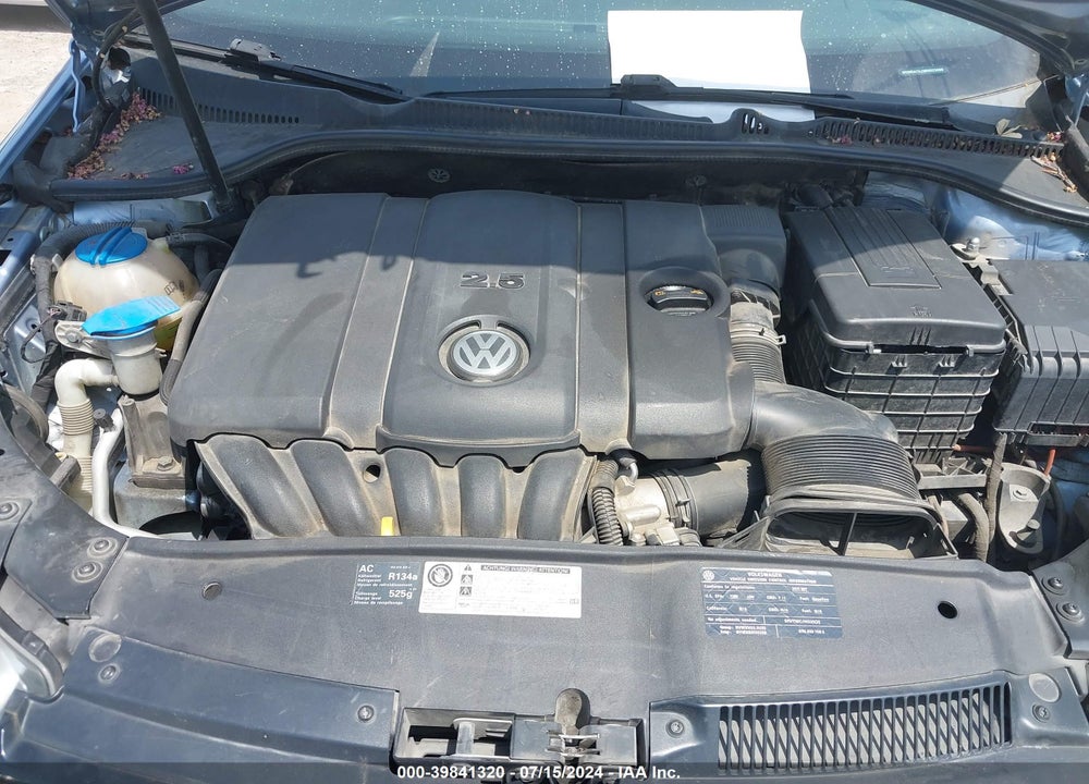 2011 VOLKSWAGEN GOLF 2.5L 4-DOOR VIN: WVWDA7AJ3BW023688