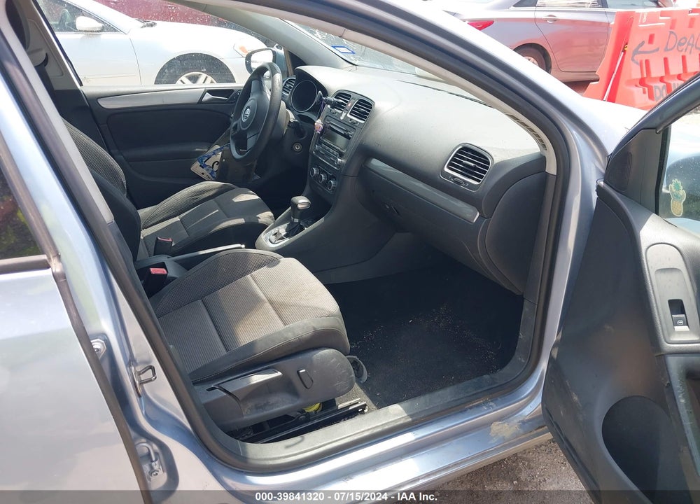 2011 VOLKSWAGEN GOLF 2.5L 4-DOOR VIN: WVWDA7AJ3BW023688