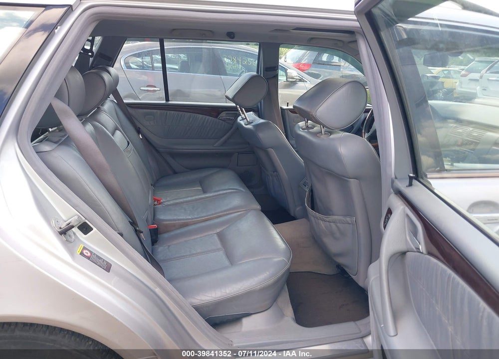 2001 MERCEDES-BENZ E 320 4M VIN: WDBJH82J51X052443