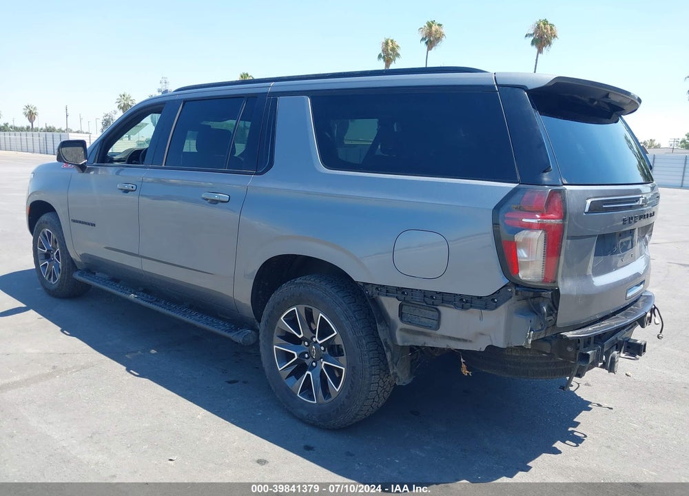 2022 CHEVROLET SUBURBAN 4WD Z71 VIN: 1GNSKDKD2NR201175