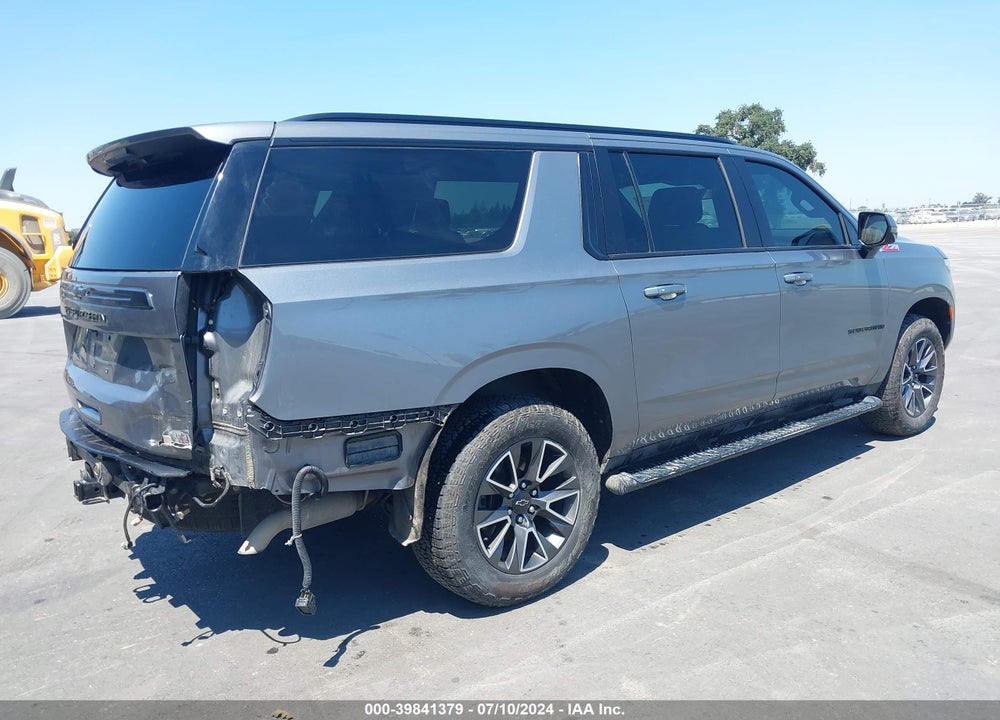 2022 CHEVROLET SUBURBAN 4WD Z71 VIN: 1GNSKDKD2NR201175