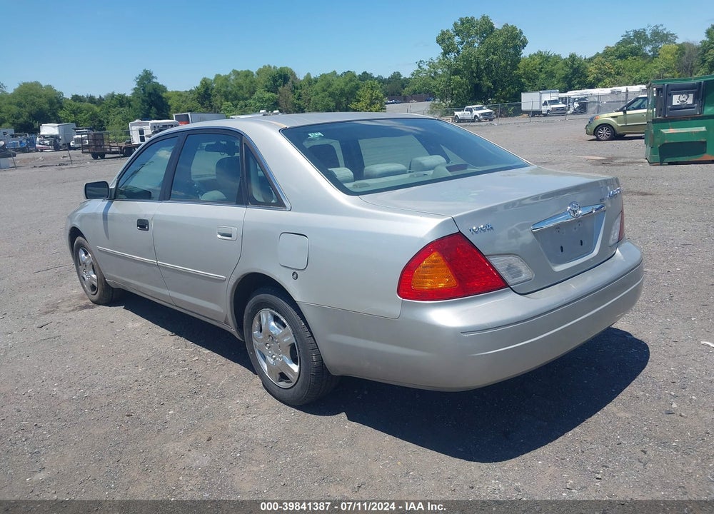 2001 TOYOTA AVALON XL VIN: 4T1BF28B51U153603