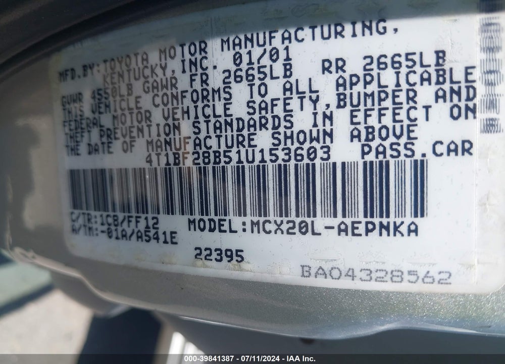 2001 TOYOTA AVALON XL VIN: 4T1BF28B51U153603