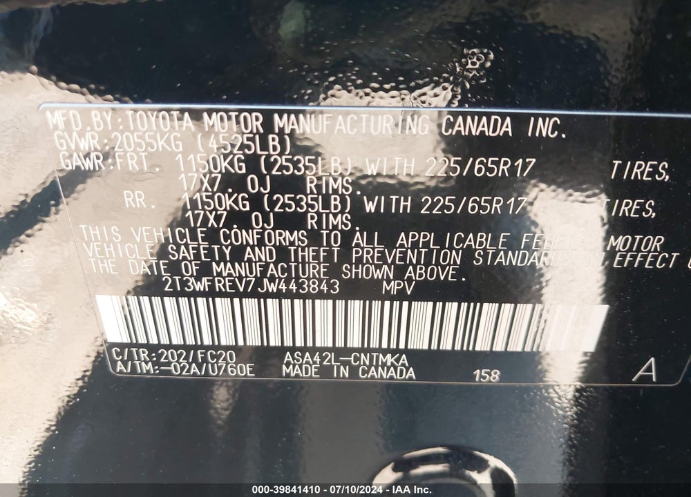 2018 TOYOTA RAV4 XLE VIN: 2T3WFREV7JW443843