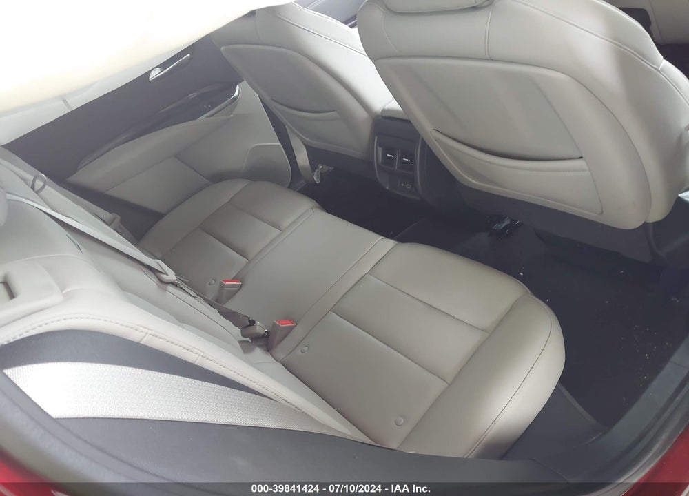 2022 CADILLAC XT4 FWD LUXURY VIN: 1GYAZAR40NF119929