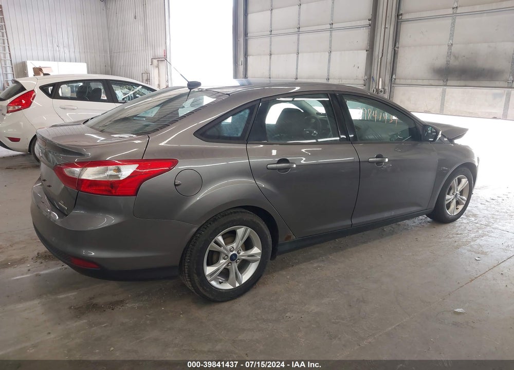2014 FORD FOCUS SE VIN: 1FADP3F28EL374164
