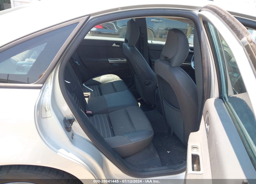 2008 VOLVO S40 2.4I VIN: YV1MS382582393281