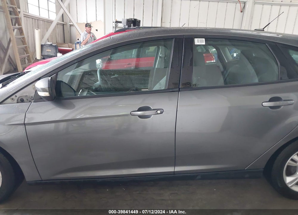 2014 FORD FOCUS SE VIN: 1FADP3K23EL262006