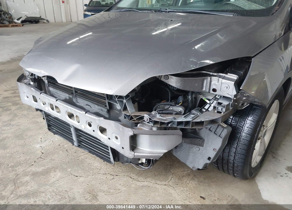 2014 FORD FOCUS SE VIN: 1FADP3K23EL262006