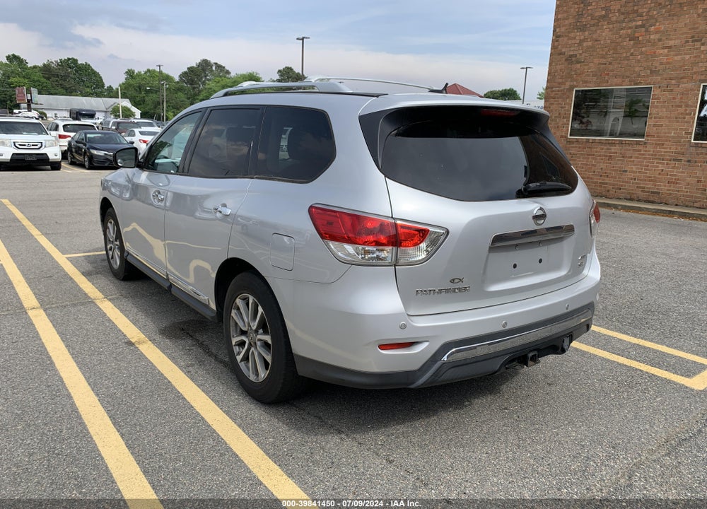2013 NISSAN PATHFINDER SL VIN: 5N1AR2MM1DC614879