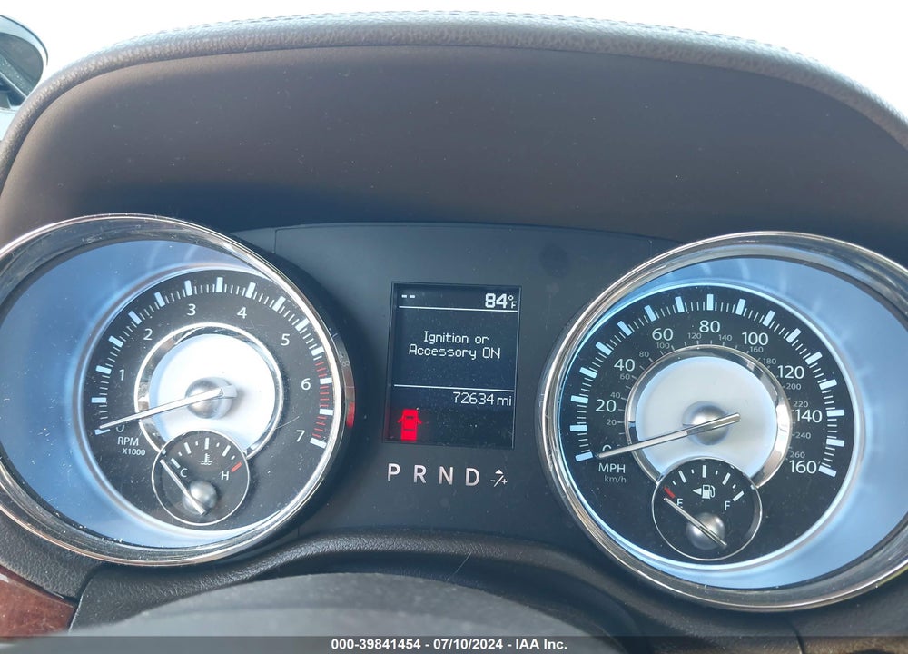 2011 CHRYSLER 300C VIN: 2C3CA6CT4BH573246