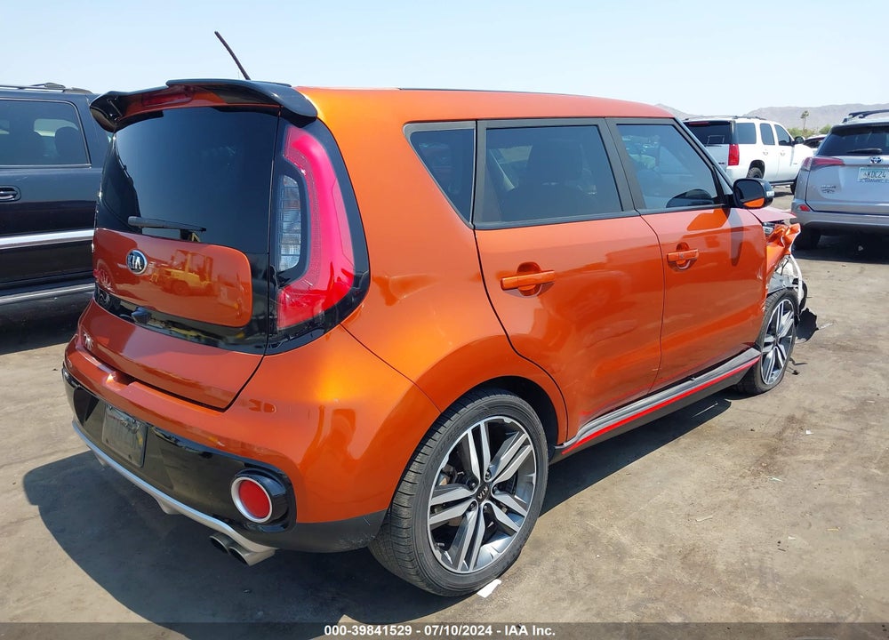 2018 KIA SOUL VIN: KNDJX3AA3J7581298