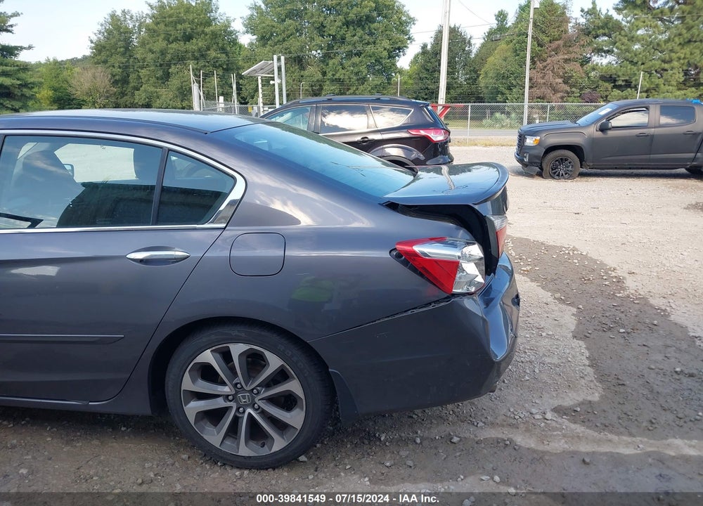 2015 HONDA ACCORD SPORT VIN: 1HGCR2F51FA142234