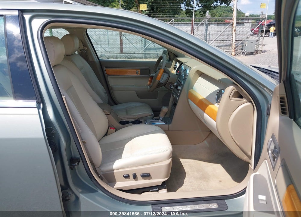 2008 LINCOLN MKZ VIN: 3LNHM26T58R628390