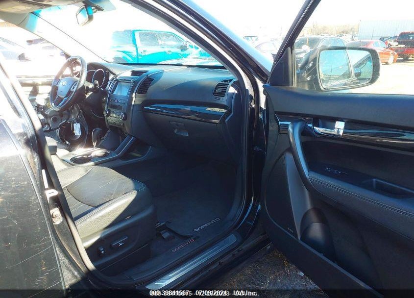 2013 KIA SORENTO SX VIN: 5XYKW4A25DG350013