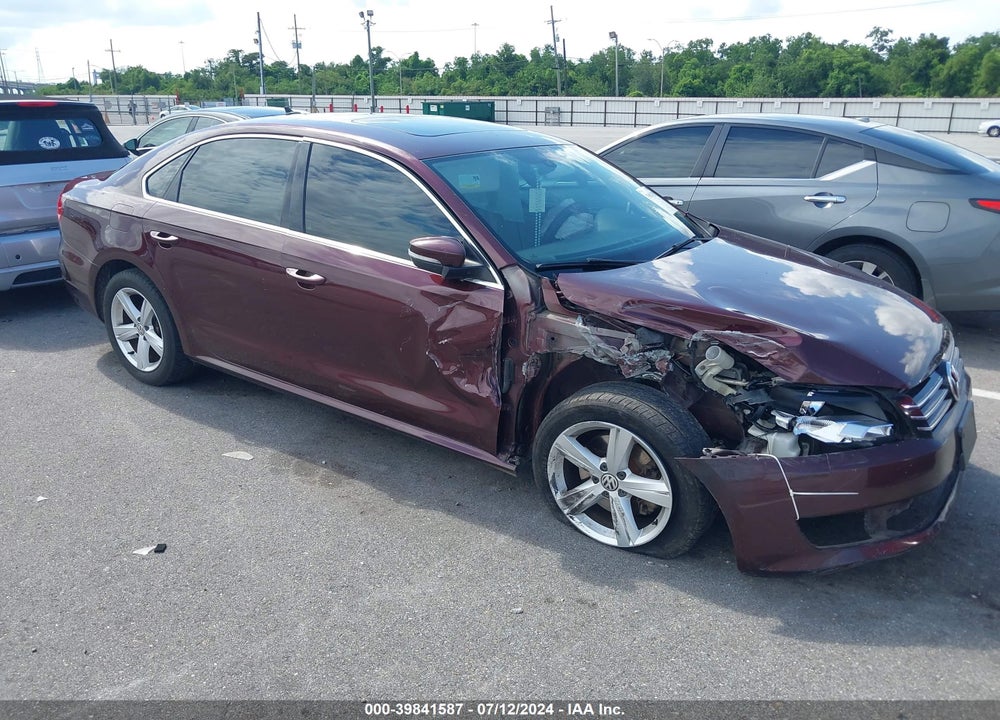 2013 VOLKSWAGEN PASSAT 2.5L SE VIN: 1VWBP7A38DC093955