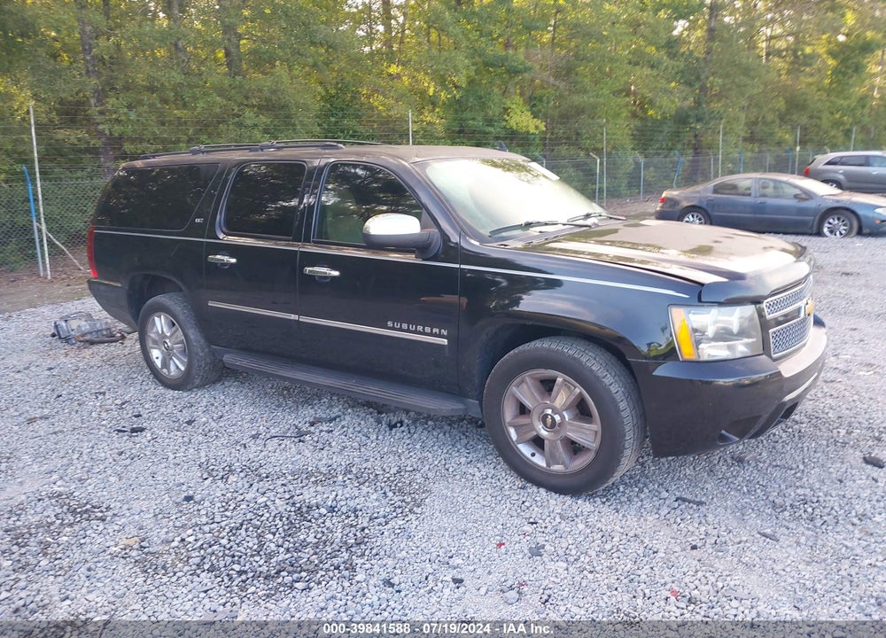 2010 CHEVROLET SUBURBAN 1500 LTZ VIN: 1GNUKKE36AR223447