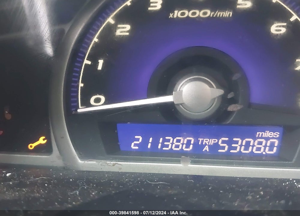 2011 HONDA CIVIC LX VIN: 2HGFA1F57BH512788