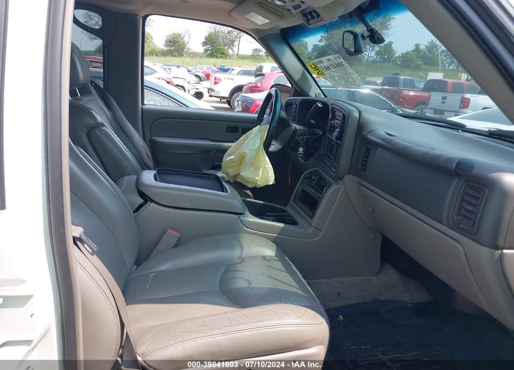 2004 CHEVROLET TAHOE Z71 VIN: 1GNEK13Z54R265988