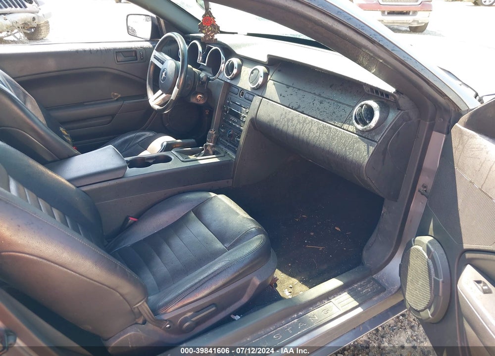 2006 FORD MUSTANG GT VIN: 1ZVFT82H965106183